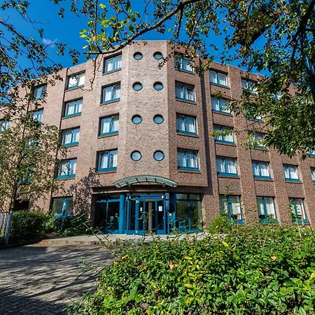 Vandrarhem Gaestehaus Im Haus Des Kfz-gewerbes